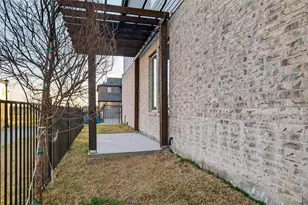 8901 Lowell St, Rowlett, TX 75089 - Photo 4