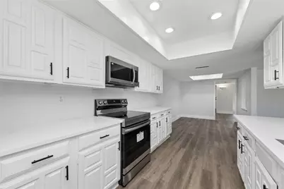 2119 Meadfoot Road, Carrollton, TX 75007 - Photo 16