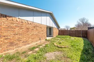 2119 Meadfoot Rd, Carrollton, TX 75007 - Photo 28
