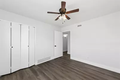 2119 Meadfoot Road, Carrollton, TX 75007 - Photo 24