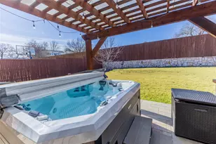 6205 Prairie Hill Ln, Flower Mound, TX 75028 - Photo 36