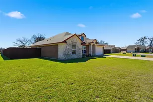 207 Hawk Ridge, Lacy Lakeview, TX 76705 - Photo 32