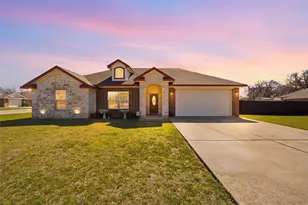 207 Hawk Ridge, Lacy Lakeview, TX 76705 - Photo 2