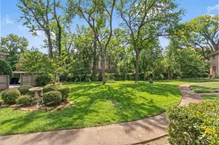 7812 Royal Ln, Dallas, TX 75230 - Photo 24