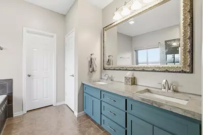 2604 Timberhill Drive, Flower Mound, TX 75028 - Photo 18