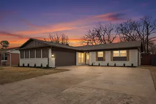 2313 N Ricketts St, Sherman, TX 75092 - Photo 2