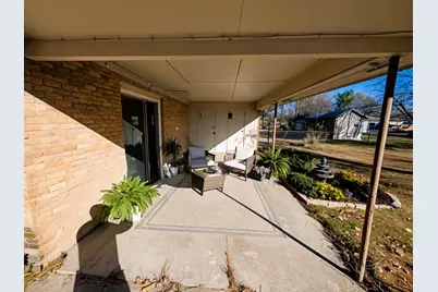 506 Meadow Drive, Gainesville, TX 76240 - Photo 8