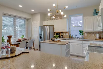 2130 Montclair Lane, Lewisville, TX 75067 - Photo 8