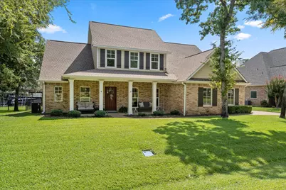 254 Saint Andrews Drive E, Mabank, TX 75156 - Photo 2