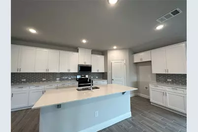 2309 Lannister Street, Mansfield, TX 76063 - Photo 2