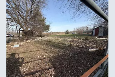 194 Middle Road, Denison, TX 75021 - Photo 4