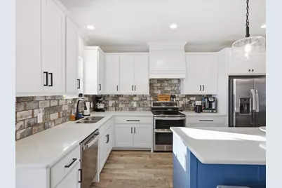 825 Holbrook Road, Springtown, TX 76082 - Photo 12