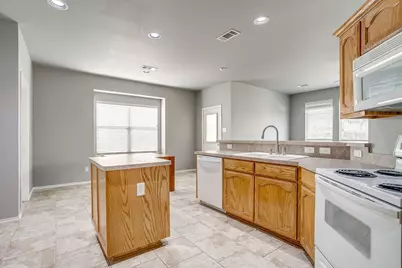 10625 Ashmore Drive, Fort Worth, TX 76131 - Photo 16