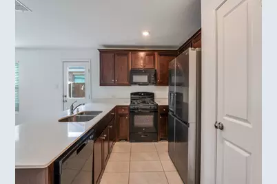 14008 Earlham Street, Pilot Point, TX 76258 - Photo 12