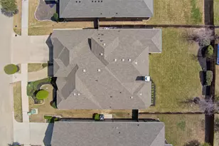 308 Bessie Coleman Blvd, Waxahachie, TX 75165 - Photo 10