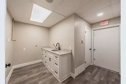 1009 W Mitchell Street, Arlington, TX 76013 - Photo 14