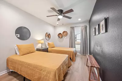 1706 Dunn Street, Grapevine, TX 76051 - Photo 32