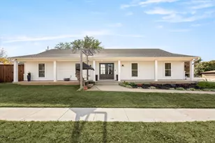 1706 Dunn St, Grapevine, TX 76051 - Photo 1