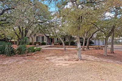 15 Oak Bluff Drive, Cross Roads, TX 76227 - Photo 2