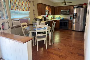 2721 Lucas Dr, Arlington, TX 76015 - Photo 8