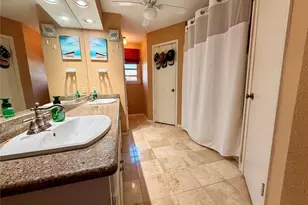 2721 Lucas Dr, Arlington, TX 76015 - Photo 14