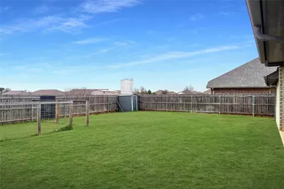 540 Clearwater Place, Granbury, TX 76049 - Photo 26