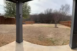 1928 Michelle Creek Dr, Little Elm, TX 75068 - Photo 4