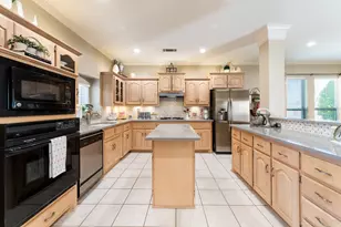 1722 Clydesdale Ct, Rowlett, TX 75088 - Photo 12