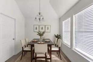 1631 Nashwood Dr, Grand Prairie, TX 75051 - Photo 12