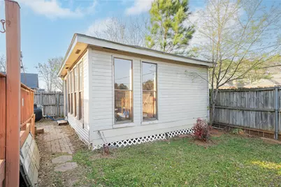 1817 Melissa Street, Longview, TX 75605 - Photo 22