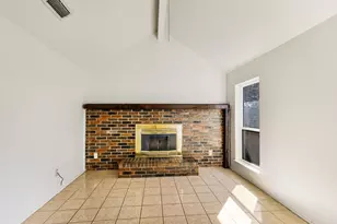 4621 Riverpark Dr, Fort Worth, TX 76137 - Photo 8