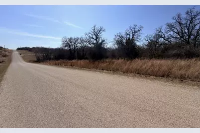321 Sandpiper Drive, Weatherford, TX 76088 - Photo 2