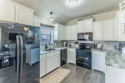 1424 Vine Street, Weatherford, TX 76086 - Photo 8