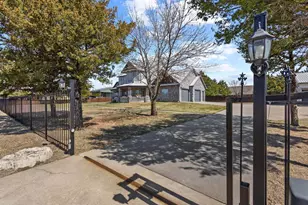 496 Brandon Way, Pottsboro, TX 75076 - Photo 1