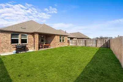 11216 Klondike Lane, Aubrey, TX 76227 - Photo 34