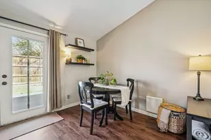 1115 Edwards Ct N, Irving, TX 75062 - Photo 10