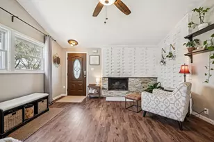 1115 Edwards Ct N, Irving, TX 75062 - Photo 4