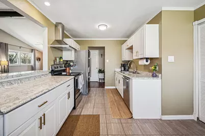 1115 Edwards Court N, Irving, TX 75062 - Photo 14