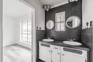 306 Country Club Dr, Joshua, TX 76058 - Photo 28