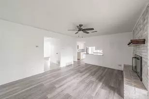 306 Country Club Dr, Joshua, TX 76058 - Photo 24