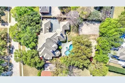 5705 Seville Court, Plano, TX 75093 - Photo 38