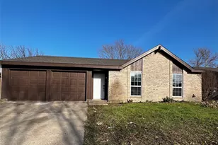 2505 Clearwood Dr, Arlington, TX 76014 - Photo 1