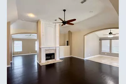 2607 Ridgeoak Trail, Mansfield, TX 76063 - Photo 4