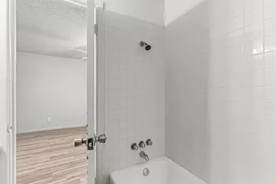 2530 E US Highway 377 #8, Granbury, TX 76049 - Photo 18