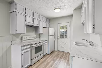 2530 E US Highway 377 #8, Granbury, TX 76049 - Photo 8