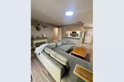 1005 Waverly Drive, Arlington, TX 76015 - Photo 4