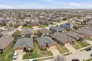 10861 Irish Glen Trail, Fort Worth, TX 76052 - Photo 30