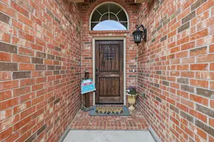 10861 Irish Glen Trail, Fort Worth, TX 76052 - Photo 4