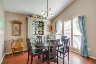 2712 Butler Dr, Arlington, TX 76012 - Photo 6