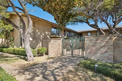 11312 Park Central Place #B, Dallas, TX 75230 - Photo 2